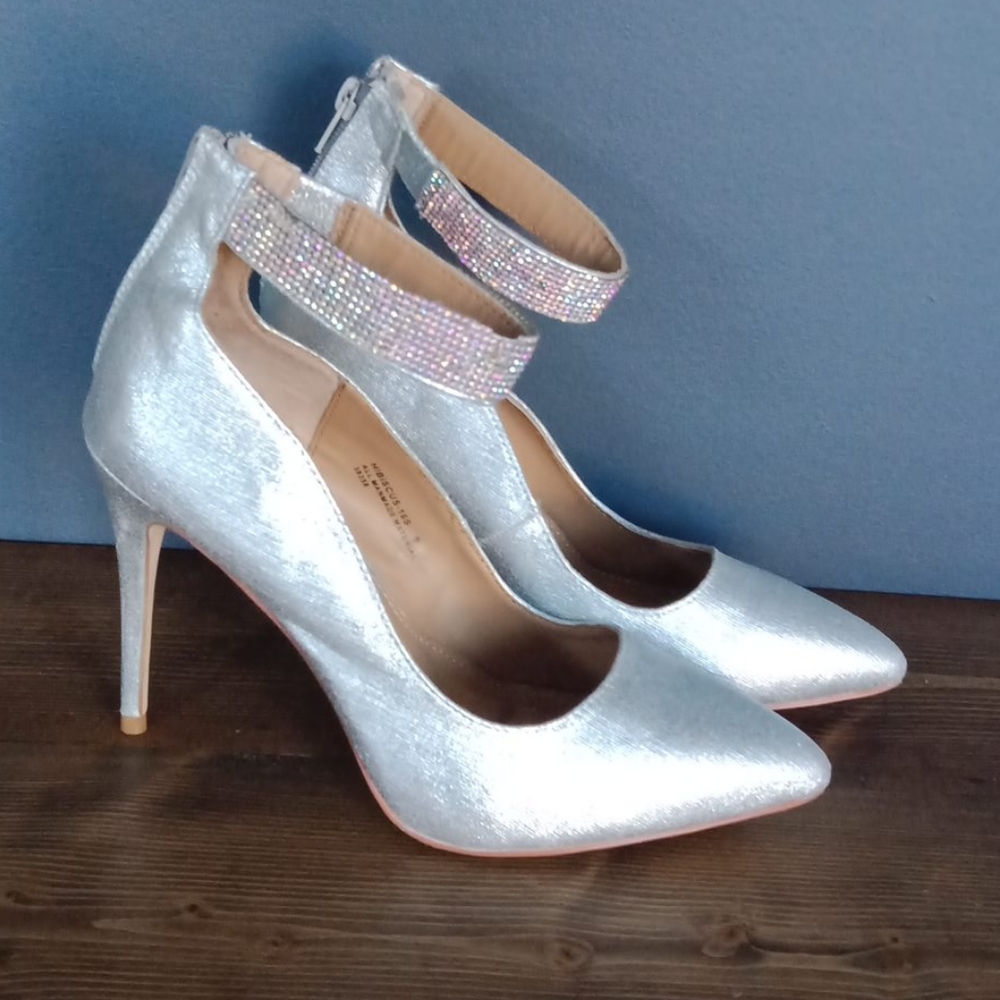 Ann Michelle heels